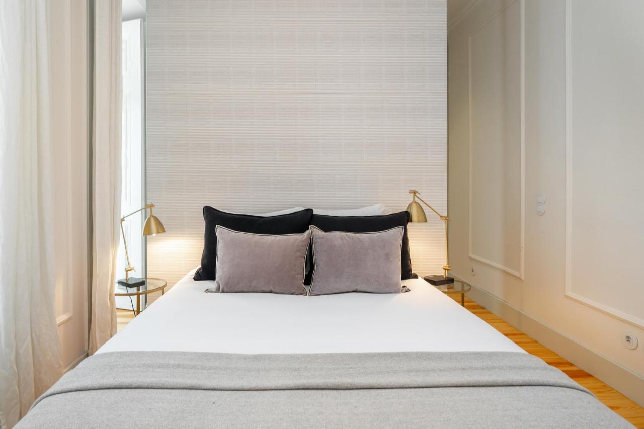 Whome Luxury Stay In Prime Location W/ Ac, Lift & Private Patio ลิสบอน ภายนอก รูปภาพ